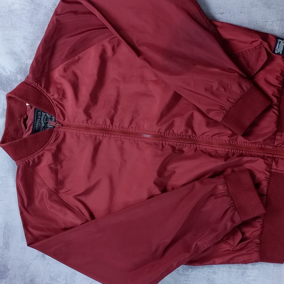 Levi's Maroons Windbreaker Jacket - Picture 3 of 9